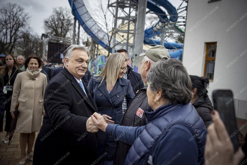 A megújult és kibővített makói Hagymatikum átadása