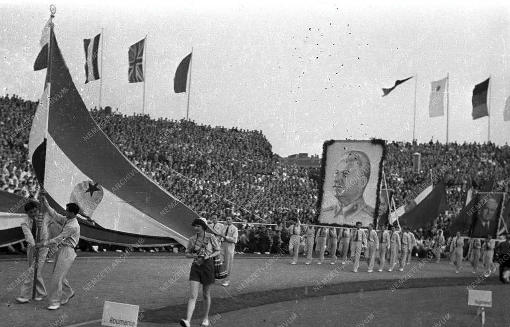 Ifjúsági szervezet - VIT Berlinben 