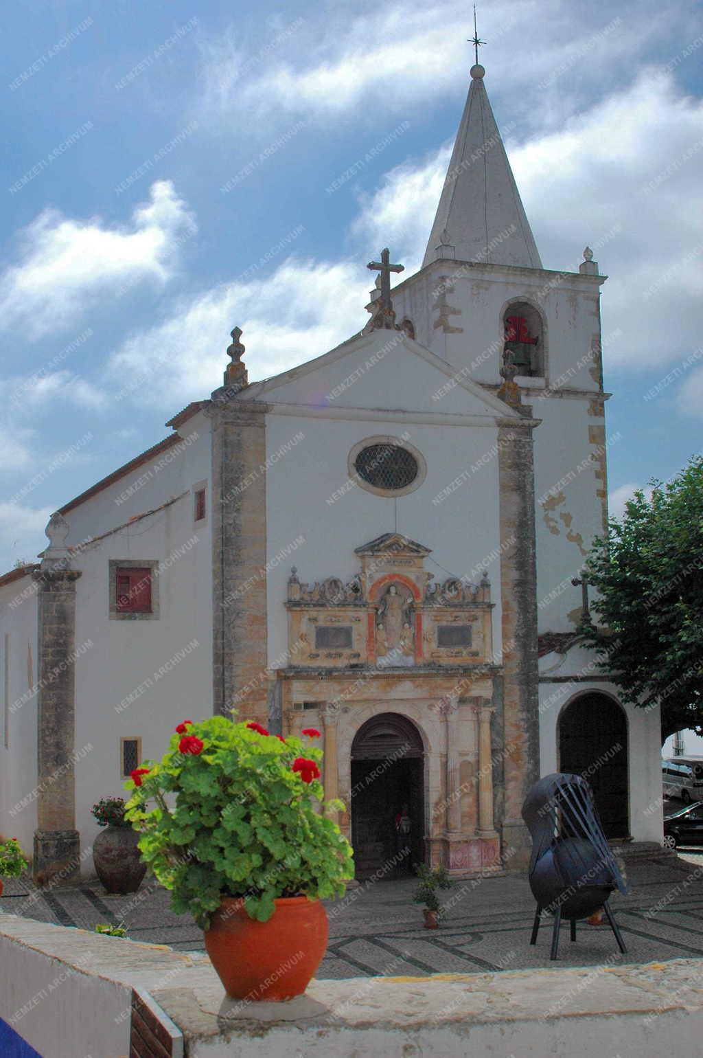 Városkép - Portugália - Obidos - Szent Mária templom 