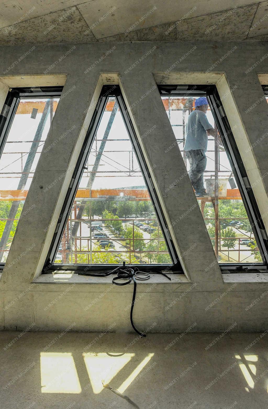 Építőipar - Debrecen - Forest Offices irodaház