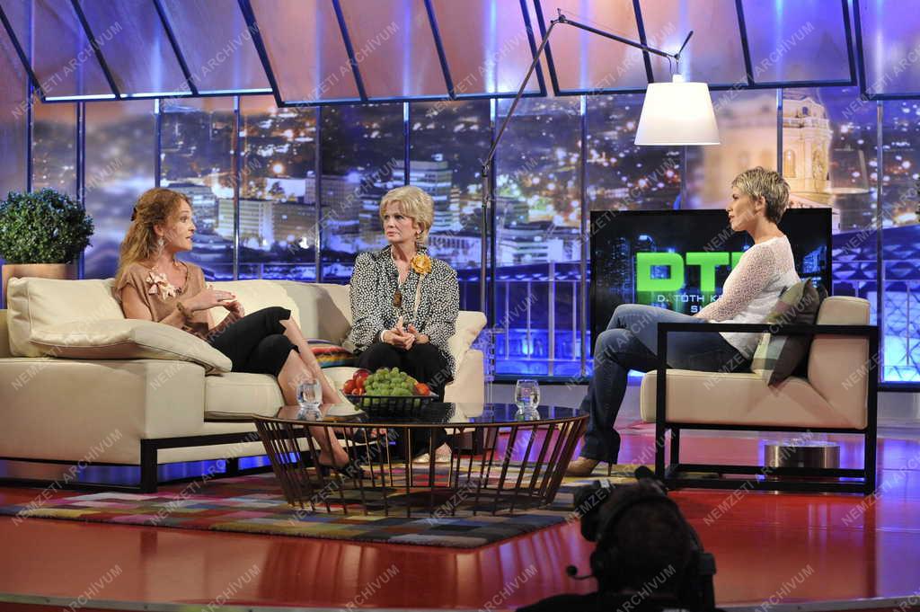 Televízió - DTK - D. Tóth Kriszta Show