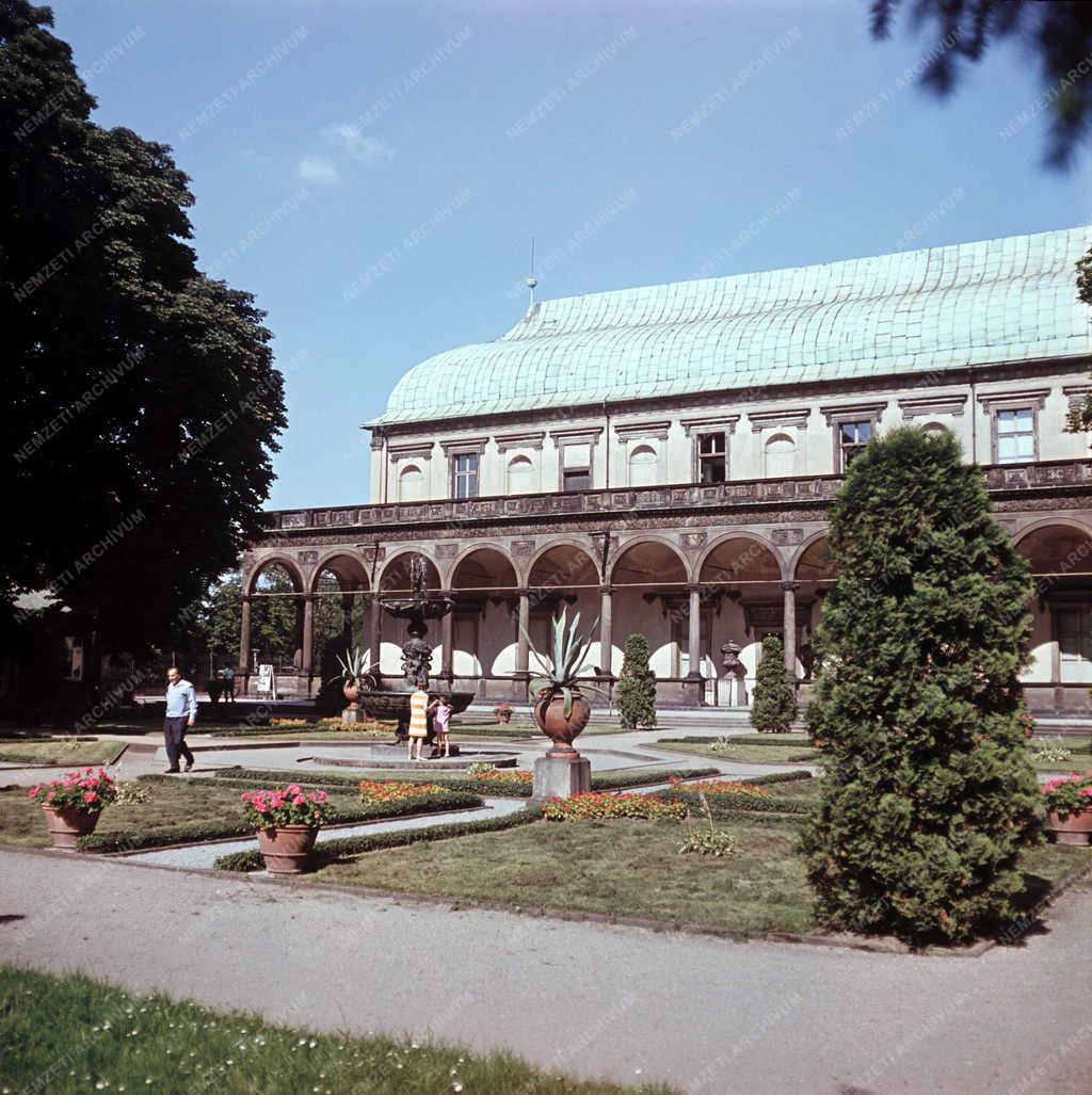 Városkép - Prága - Belvedere palota