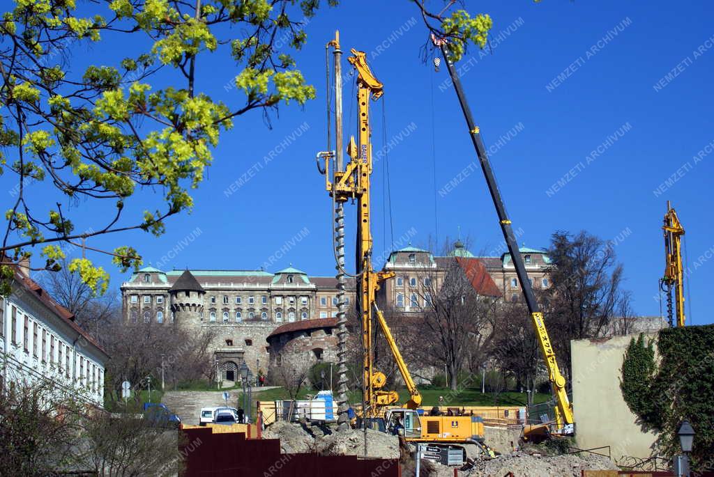 Városkép - Budapest - Újjáépül a budai Királyi Várkert