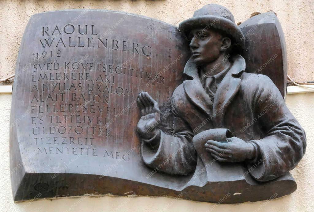Emléktábla - Budapest - Raoul Wallenberg