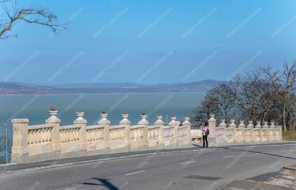 Turizmus - Fonyód - Valkó kilátó