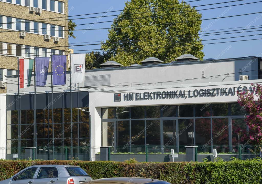 Fegyveres erők - HM Elektronikai, Logisztikai és Vagyonkezelő Zrt.