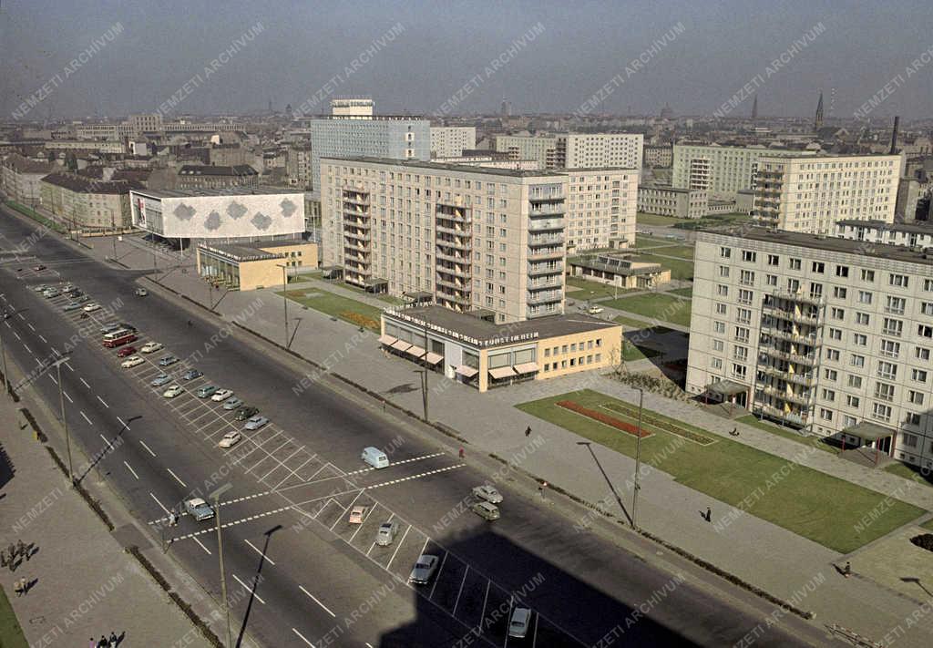 Városkép - NDK - Berlin