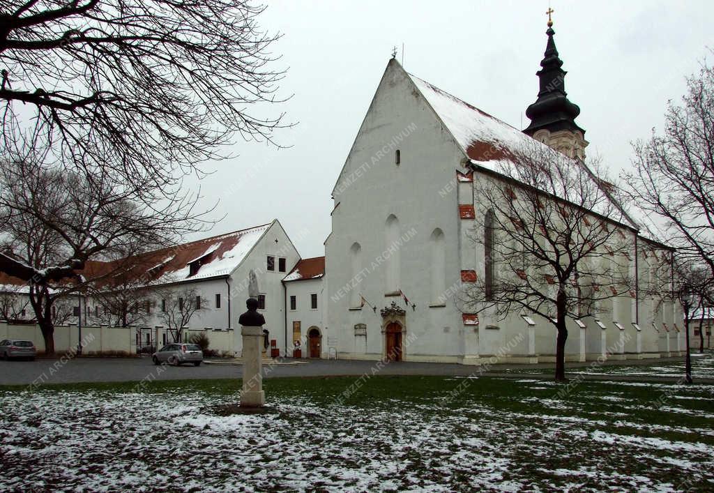 Egyházi épület - Szeged - A ferencesek műemlék kolostora