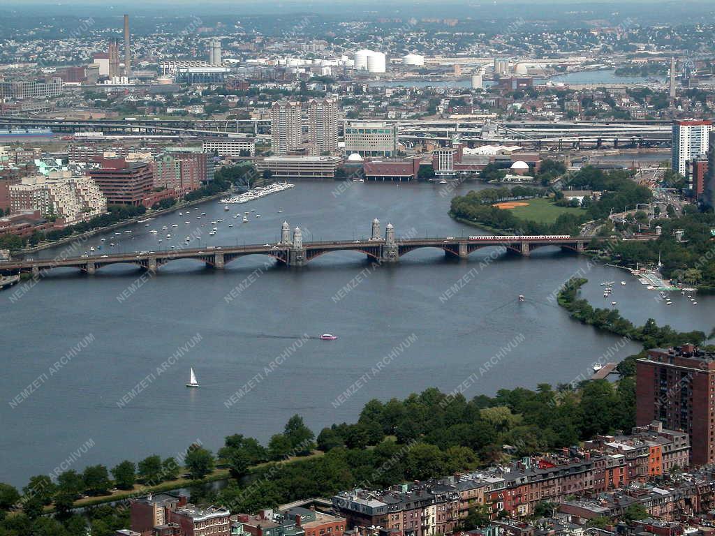 Boston - Városkép - Charles River 