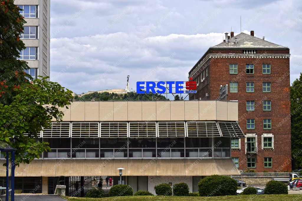 Városkép - Budapest - Erste Bank