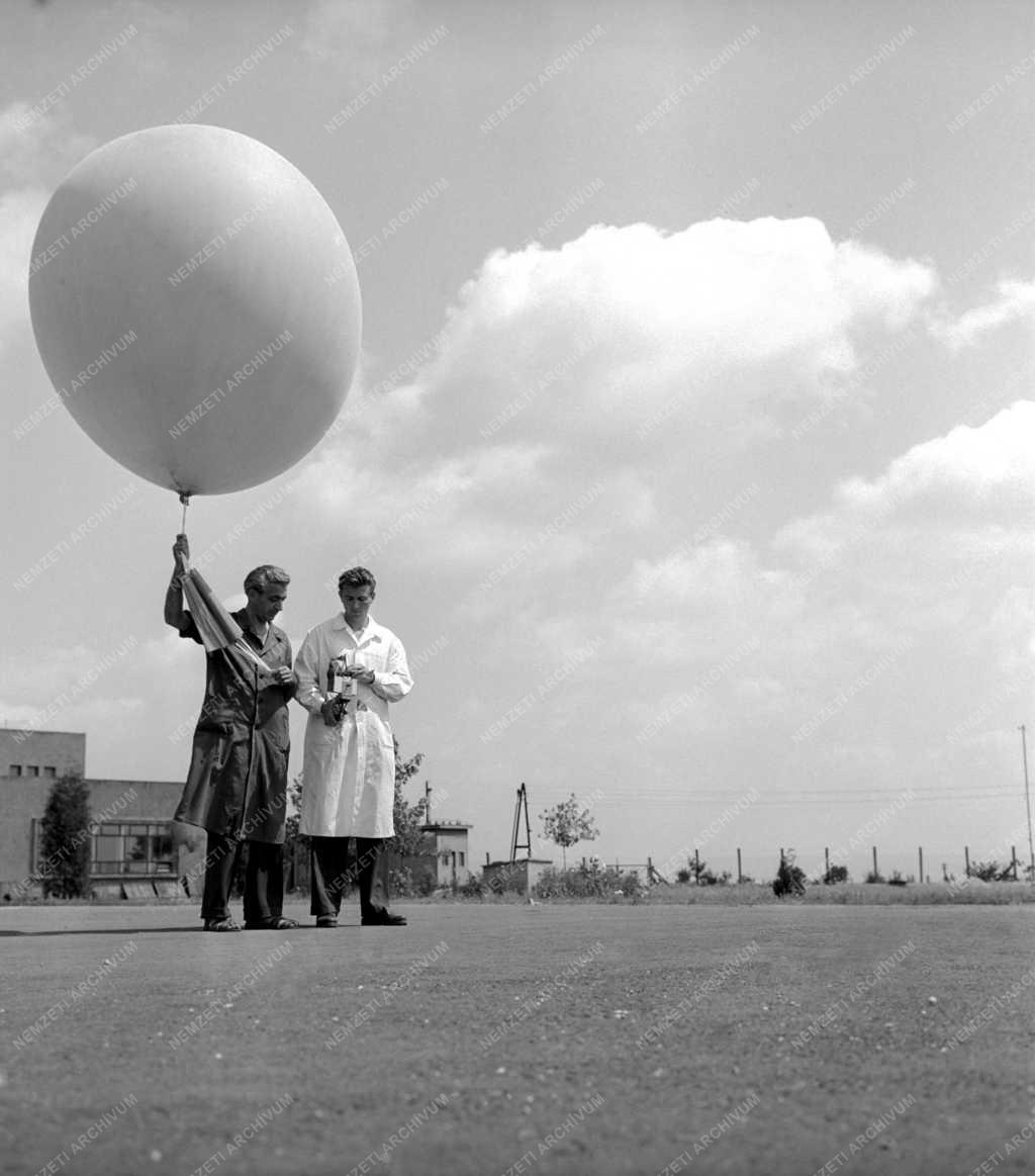 Technika - Tudomány - Az Országos Meteorológiai Intézet