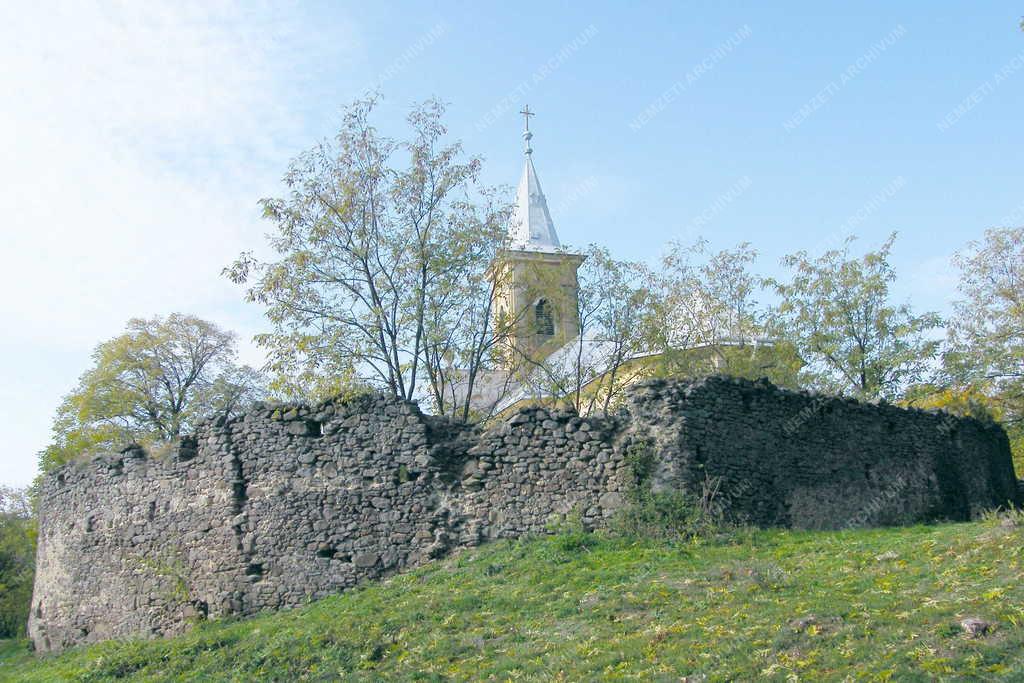 Hejce - Római katolikus templom 