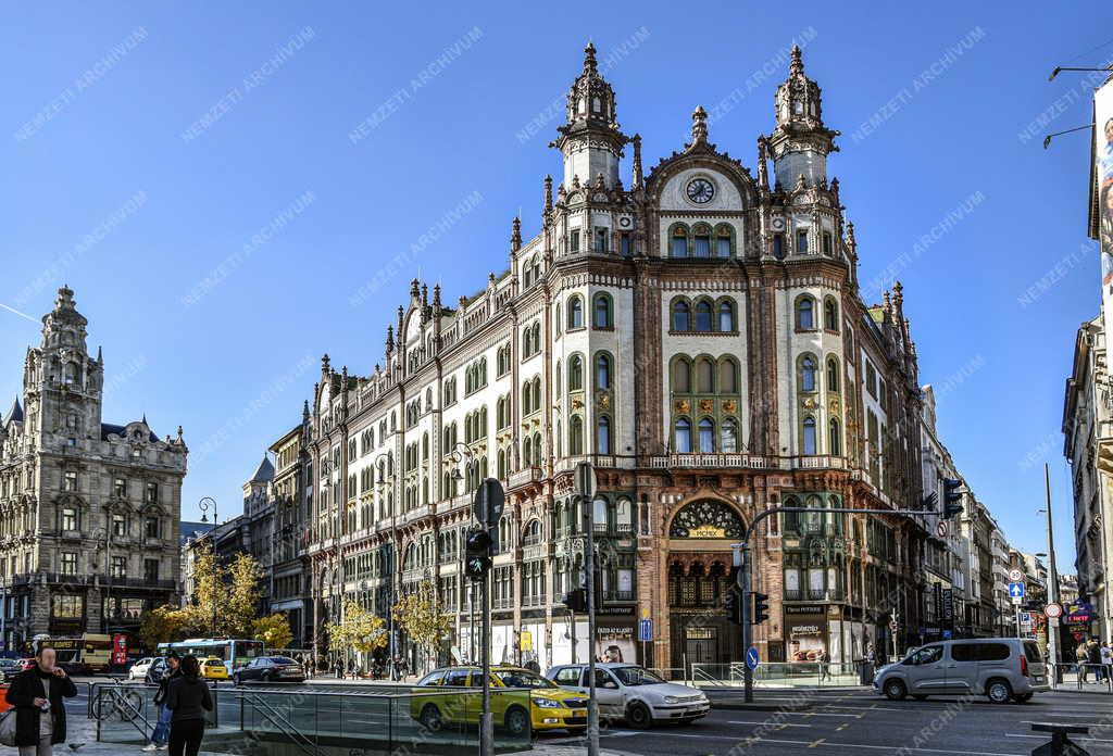 Városkép - Idegenforgalom - Párisi Udvar Hotel és Passage Budapest 