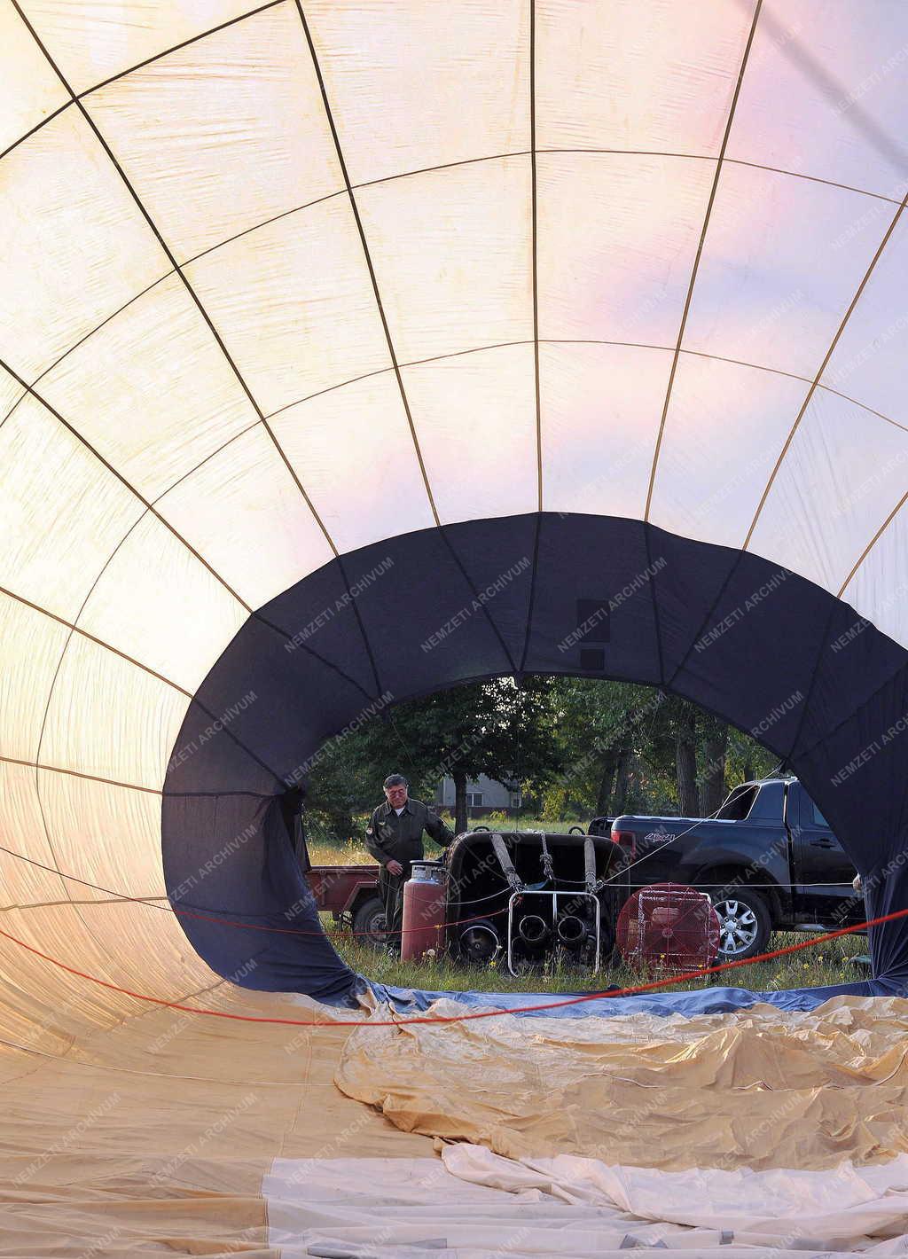 Sportoló - Debrecen - Végh Sándor hőlégballon pilóta