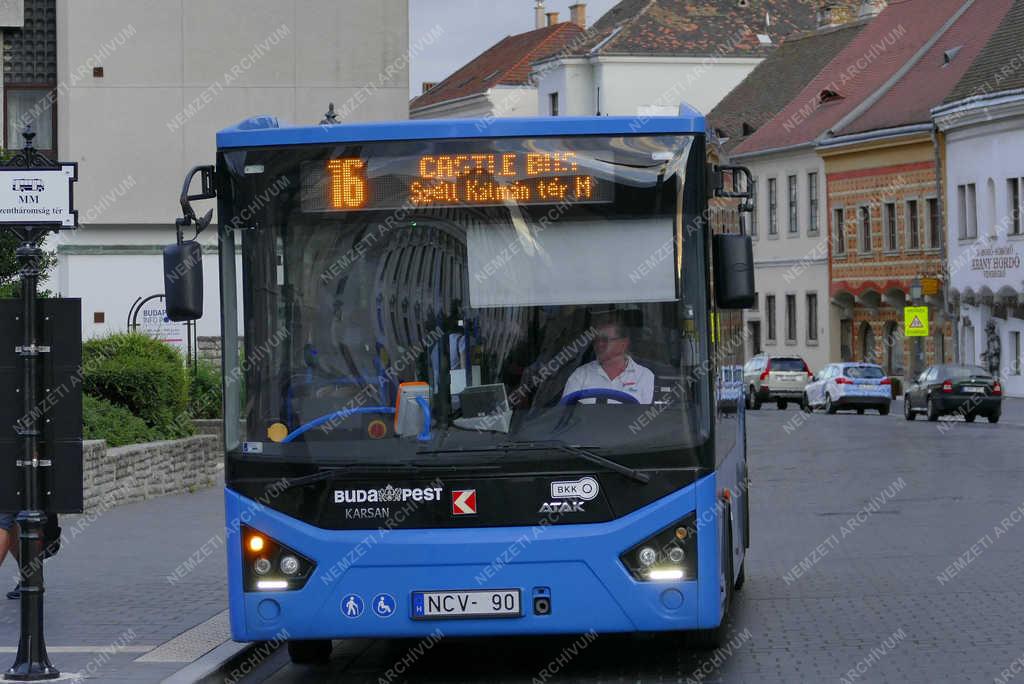 Városkép - Budapest - A BKK várbusza