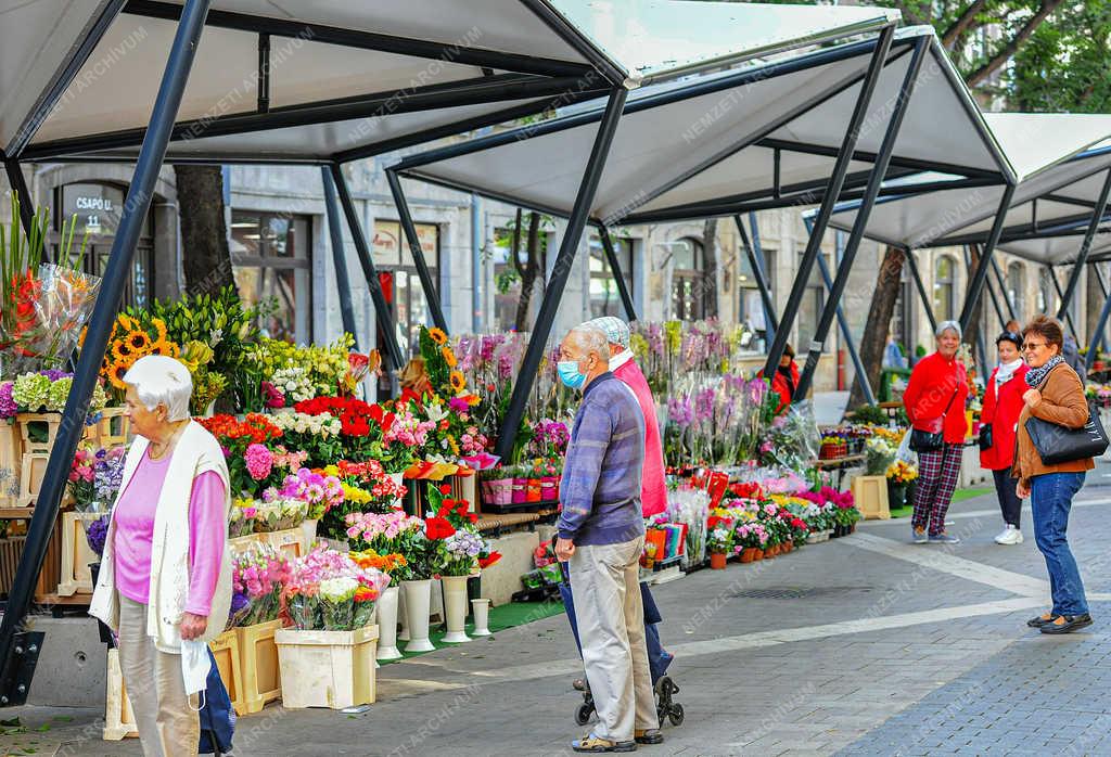 Kereskedelem - Debrecen - Új virágpiac 