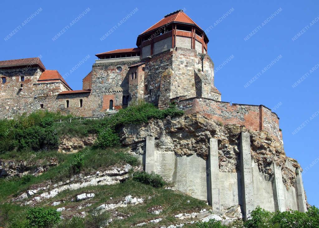 Városkép - Esztergom - A királyi vár 