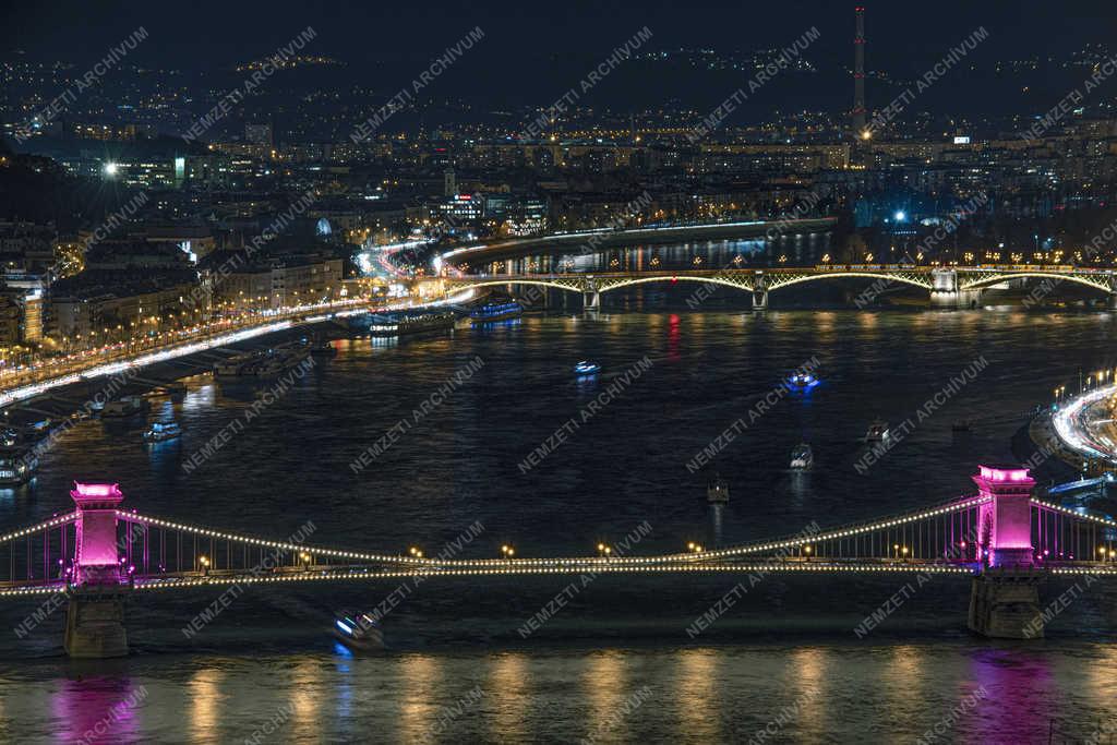 Esti városkép - Budapest - A Duna panorámája a Gellérhegyről