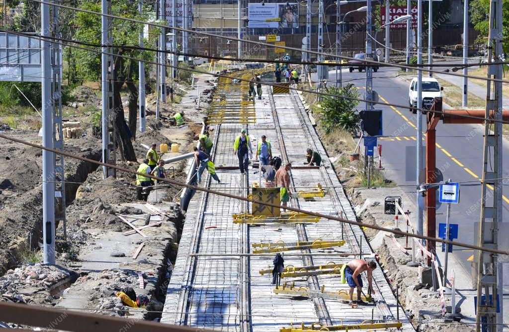 Budapest - Villamosvonal felújítása Kőbányán