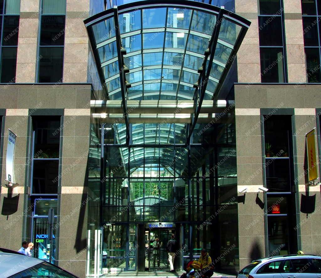 Városkép - Gazdaság - Bank Center épülete