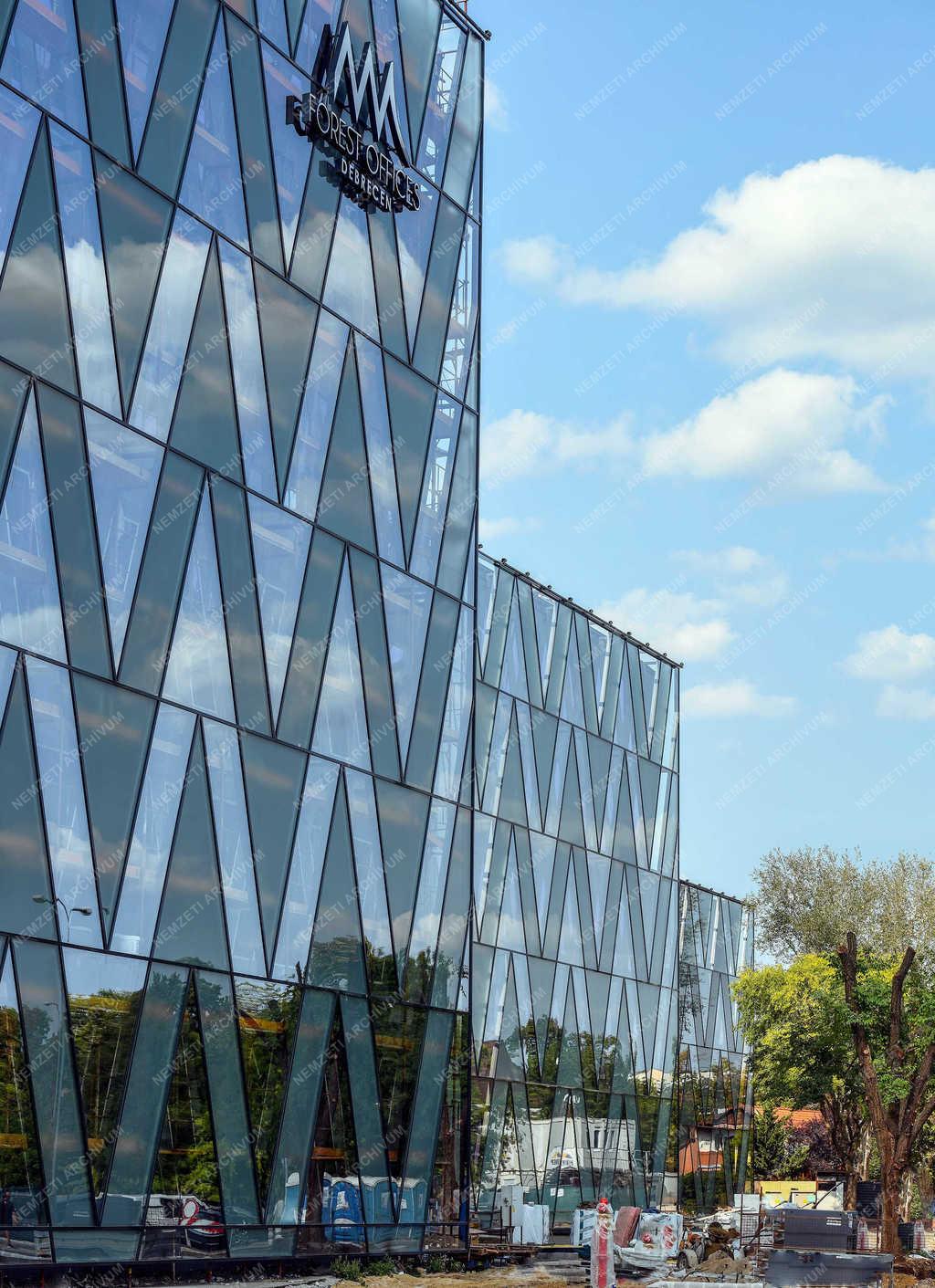 Építészet - Debrecen - Forest Offices 