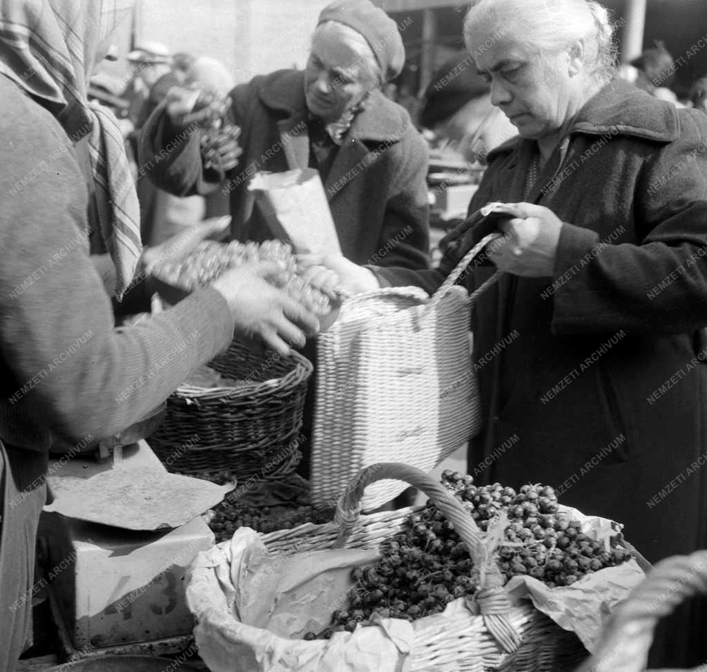 Városok - Budapest - Piacok