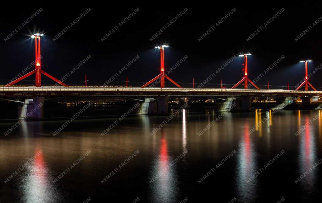 Közlekedési létesítmény - Budapest - A Rákóczi híd