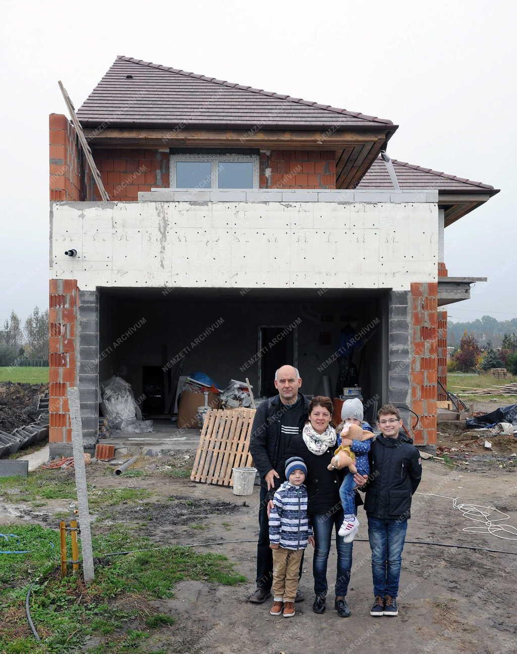 Szociálpolitika - Debrecen - Házépítés CSOK támogatással