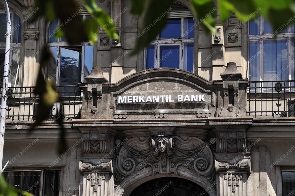 Pénzügy - Budapest - Merkantil Bank 