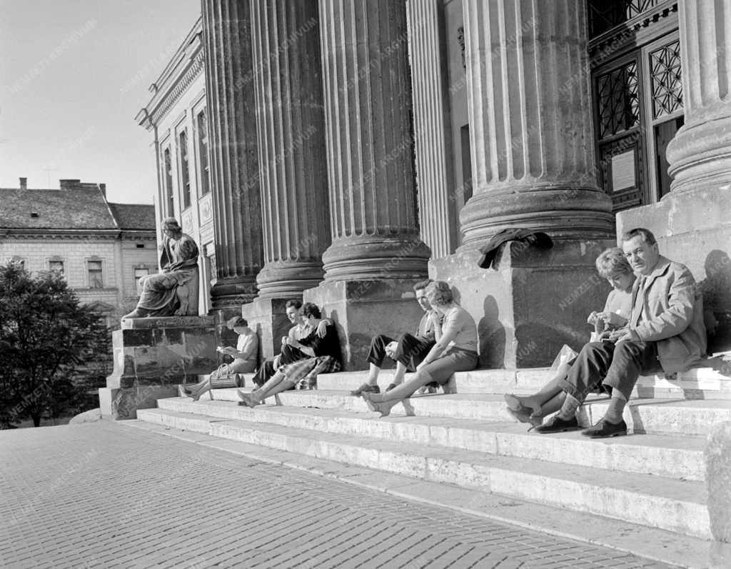 Városkép - Életkép - Szeged - Móra Ferenc Múzeum