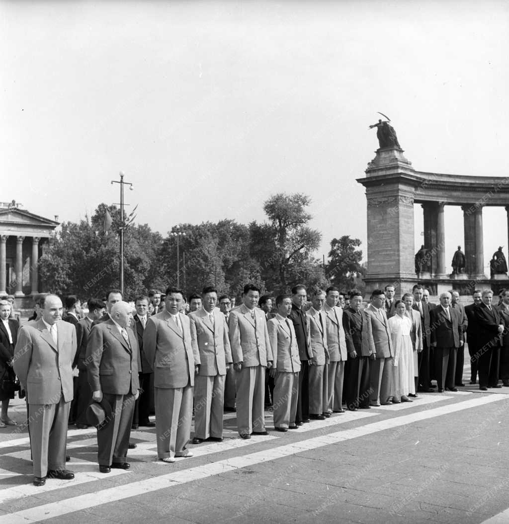 Külkapcsolat - Koreai kormányküldöttség Budapesten