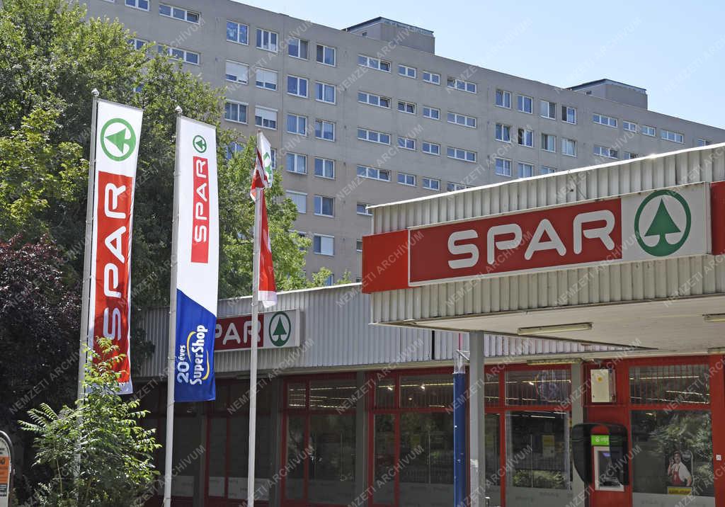 Városkép - Budapest - SPAR szupermaket a Füredi úti lakótelepen