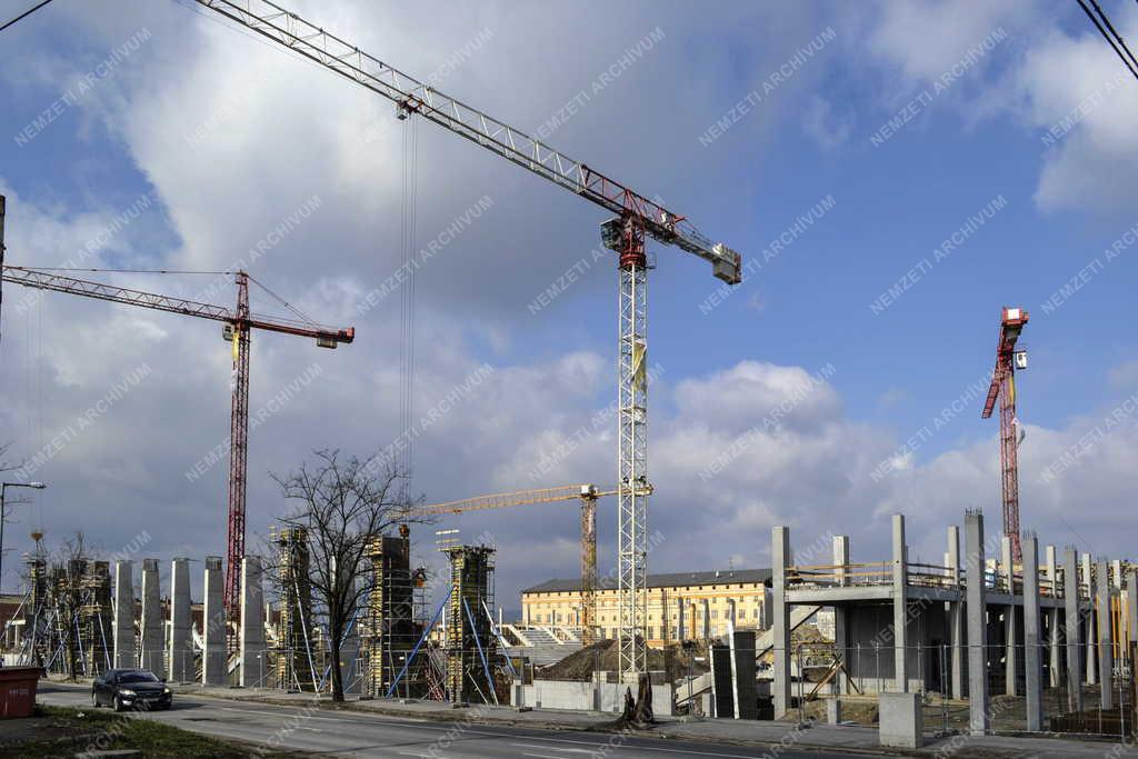 Építkezés - Budapest - Épül az MTK új stadionja