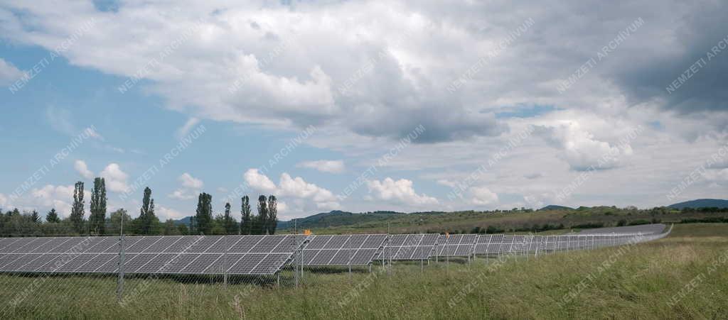 Energia - Napelempark létesült Szobnál