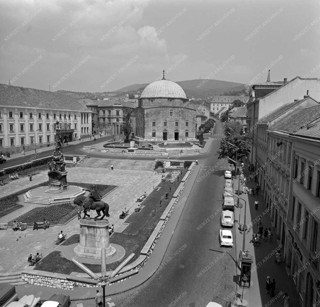 Városkép - Pécs - Széchenyi tér