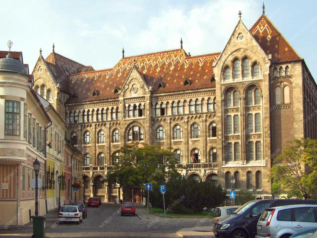 Budapest - Városkép - Bécsi kapu tér