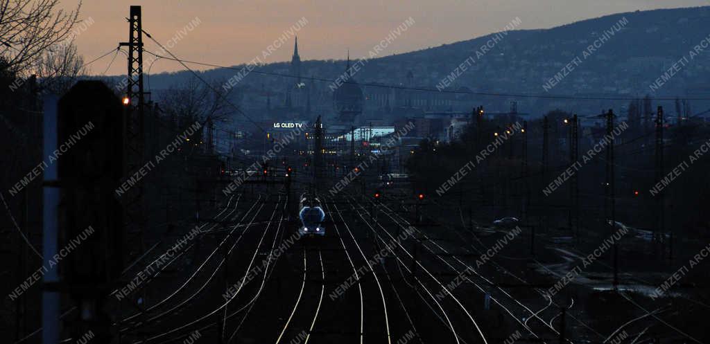 Közlekedés - Budapest - Nyugati pályaudvar 