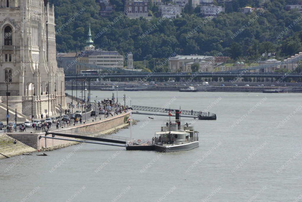 Érdekes - Budapest - A Lajta Monitor Múzeumhajó