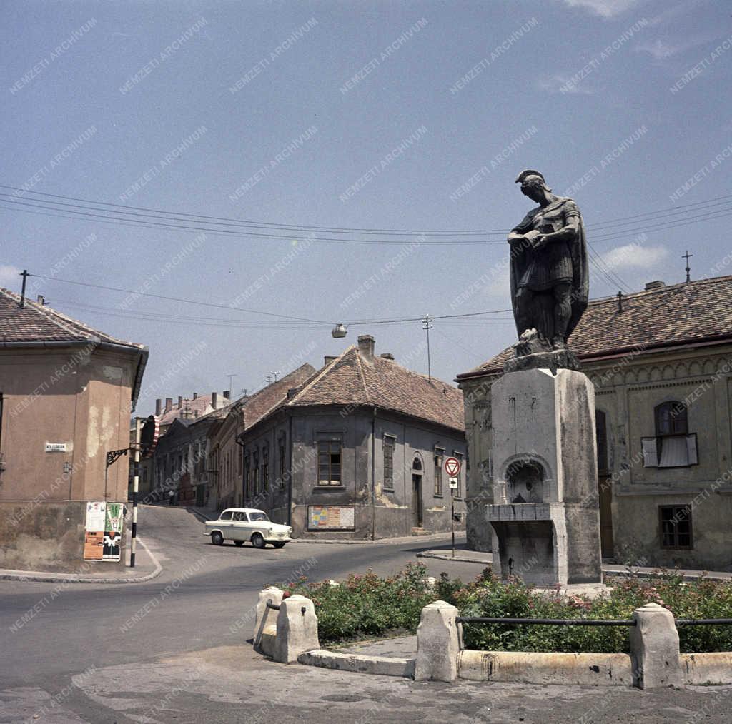 Városkép - Pécs - Szent Flórián-szobor