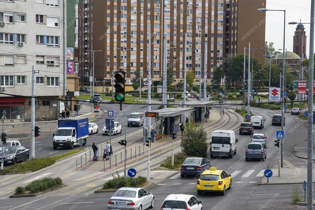 Közlekedés - Budapest - Forgalom Kőbányán