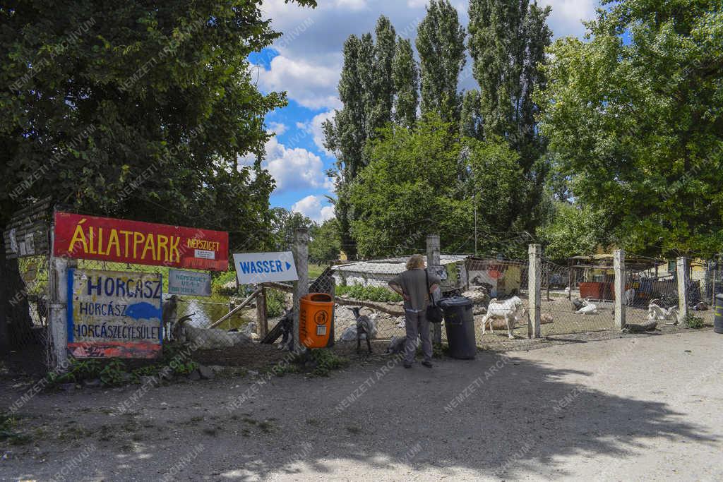 Természet - Budapest - Állatpark a Népszigeten