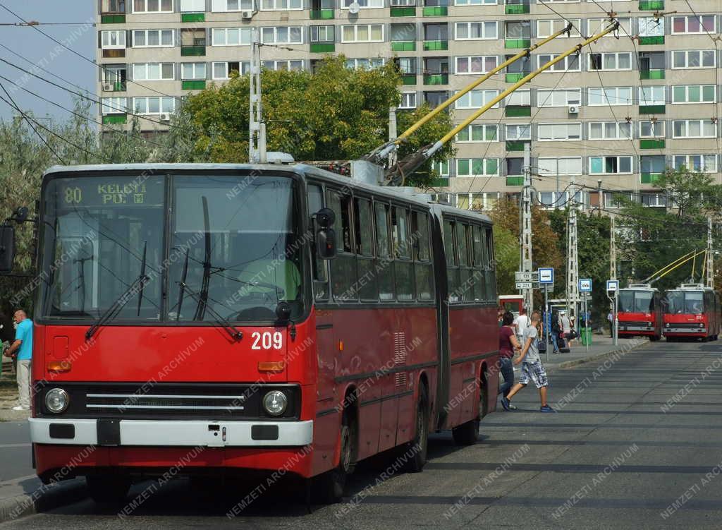 Közlekedés - Trolibuszok a XIV. kerületben