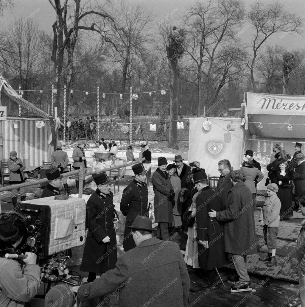 Kultúra - Film - Katonazene