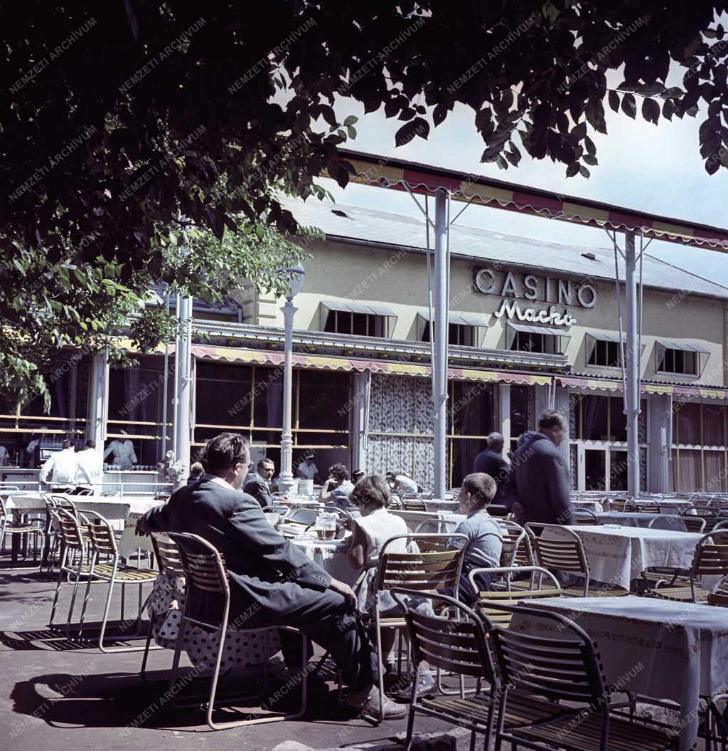 Vendéglátás- Margitszigeti Casino Bisztró