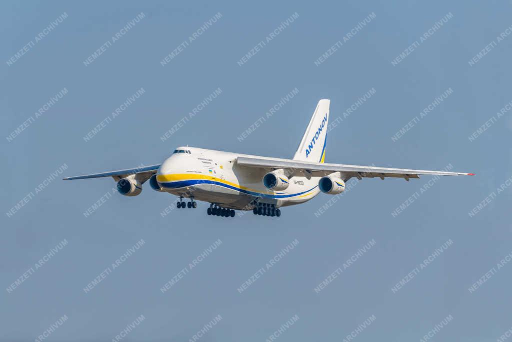 Légi szállítás - Budapest - Antonov Airlines