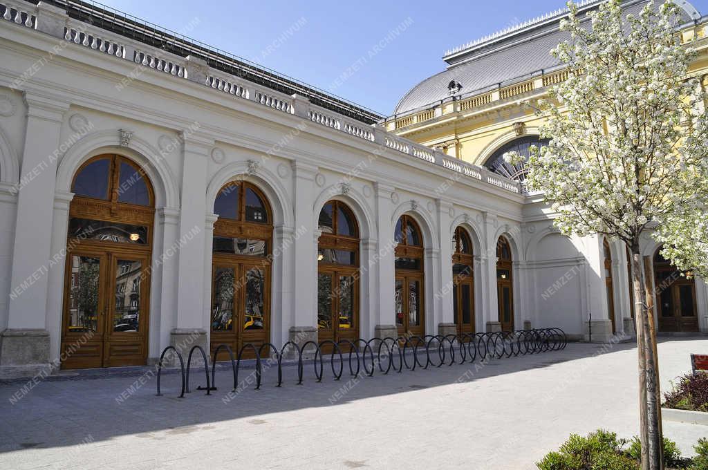 Műemlékvédelem - Budapest - Keleti pályaudvar felújítása