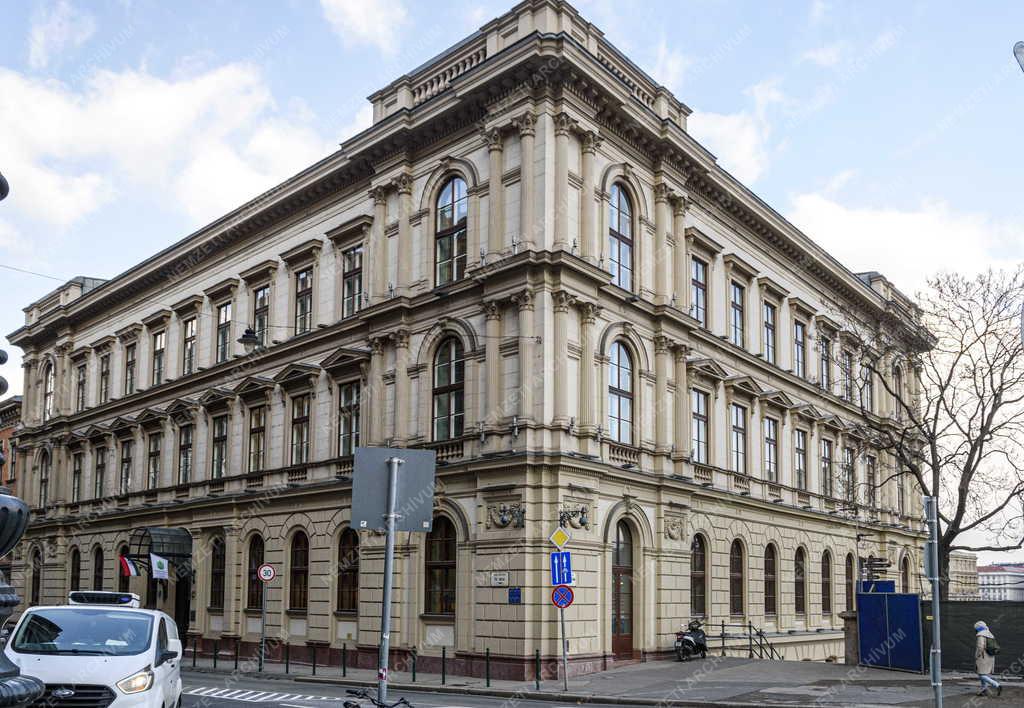 Városkép - Budapest - Nemzetközi Beruházási Bank