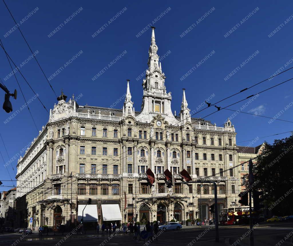 Városkép - Budapest - New York-palota