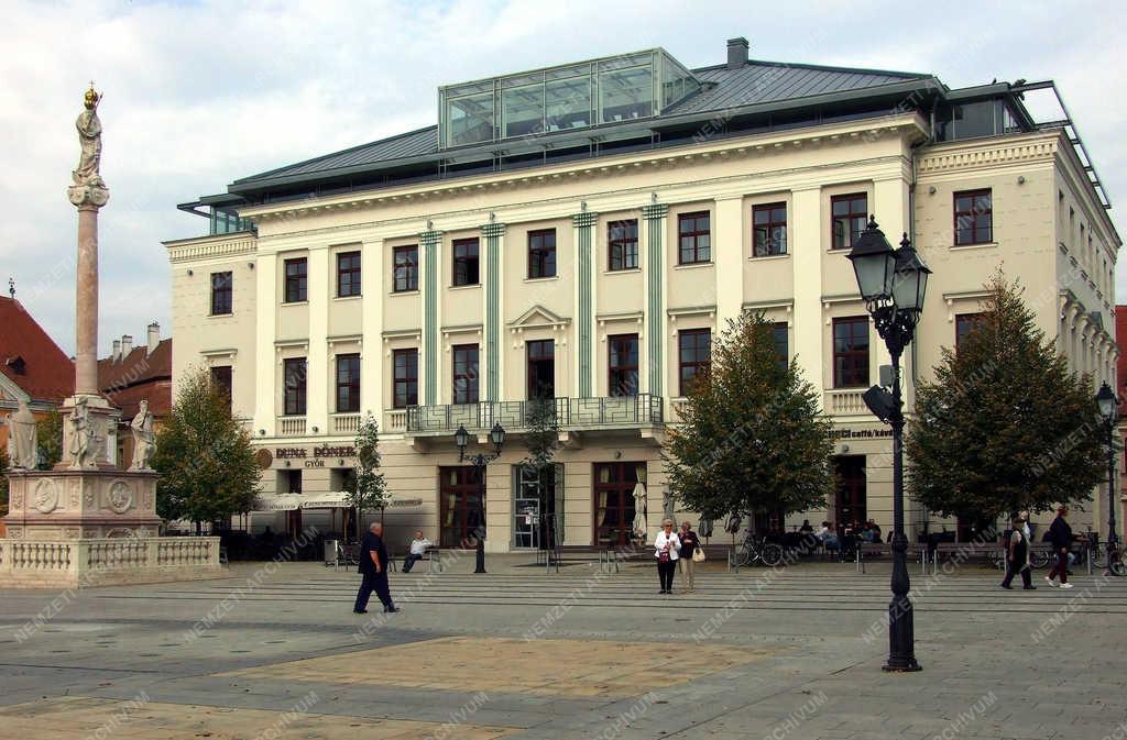 Városkép - Győr - A Széchenyi tér