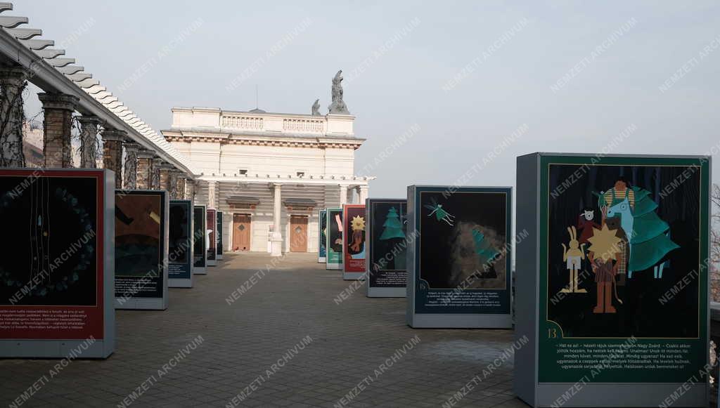 Kultúra - Budapest - Mesés adventi tárlat a Várkert Bazárban